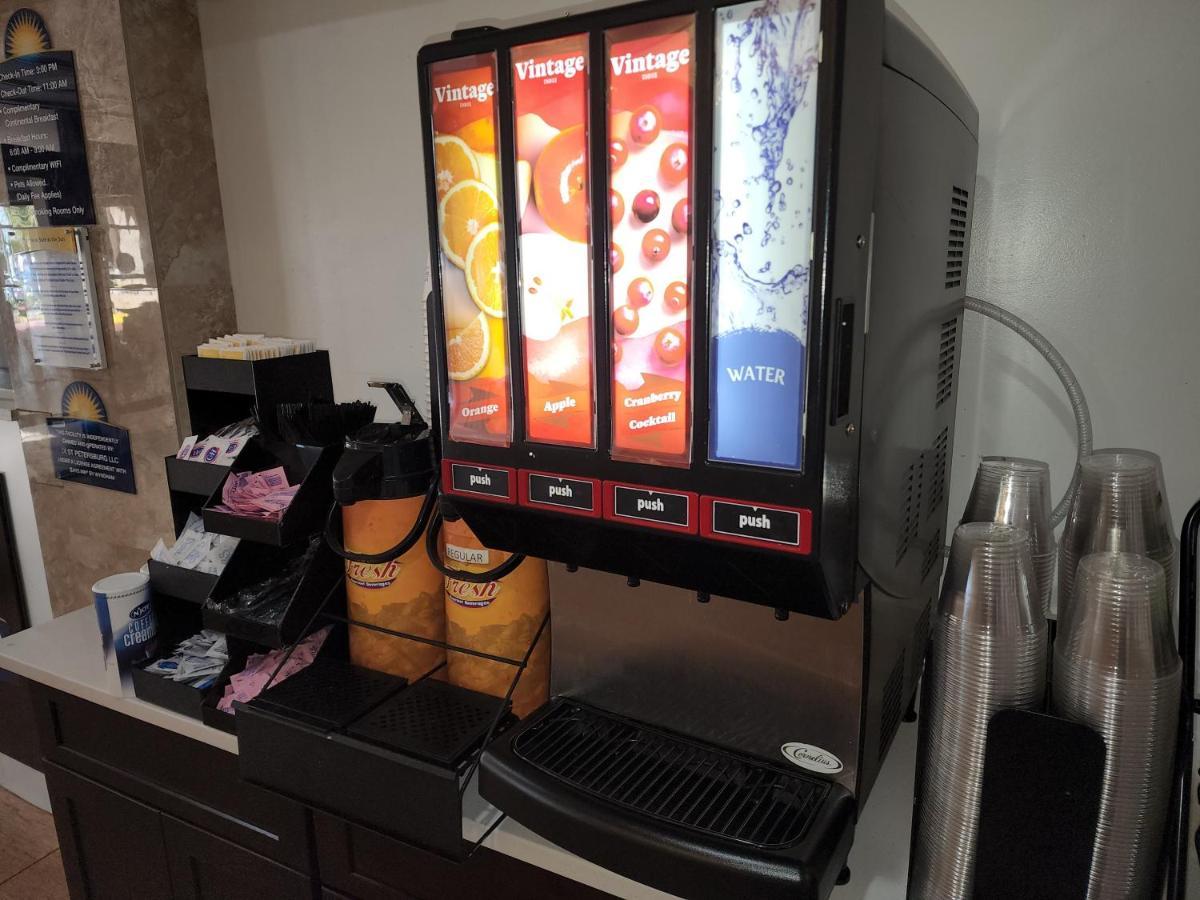 圣彼得堡坦帕湾地区温德姆戴斯酒店 皮内拉斯公园 外观 照片